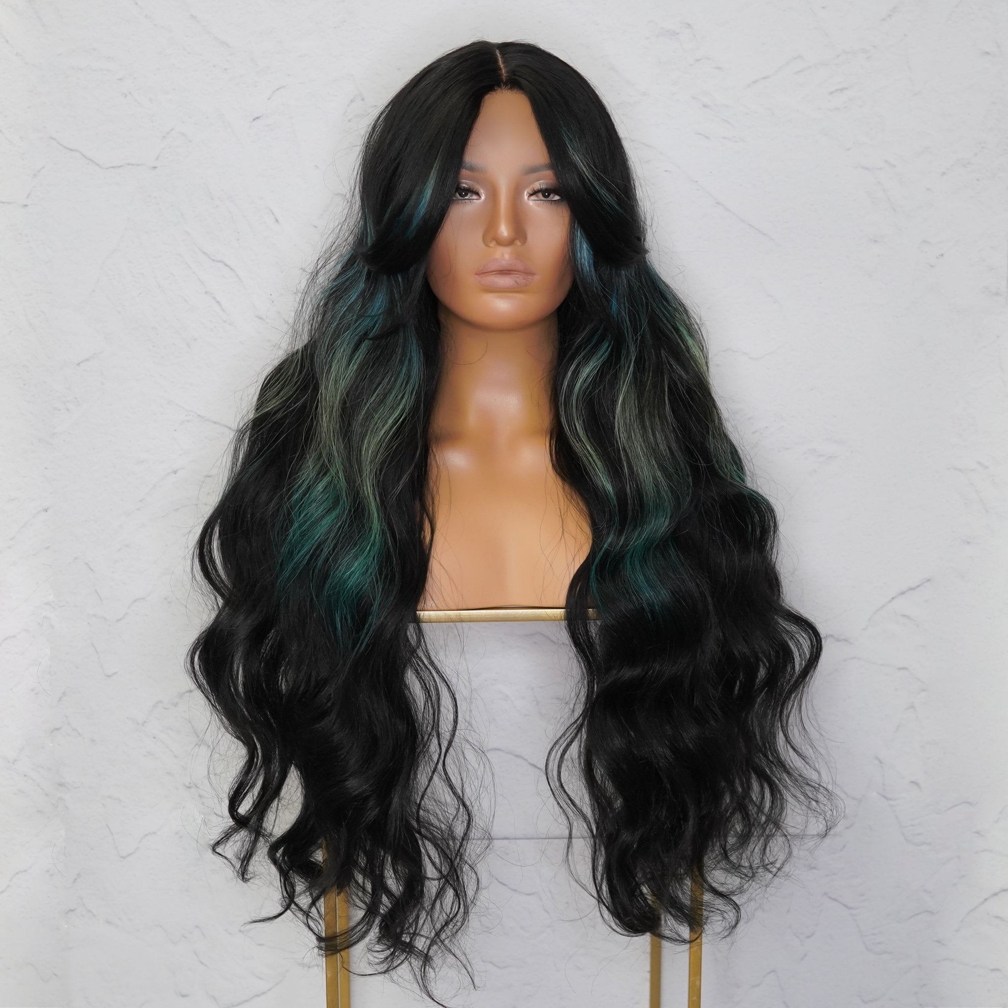 PIPER Ocean Lace Front Wig - Milk & Honey