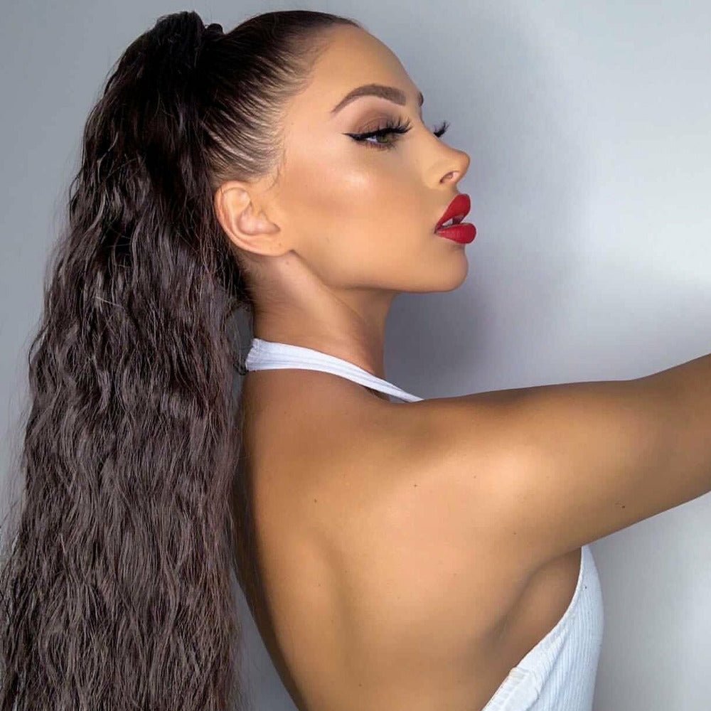 TEGAN Wavy Synthetic 26” Ponytail - Milk & Honey